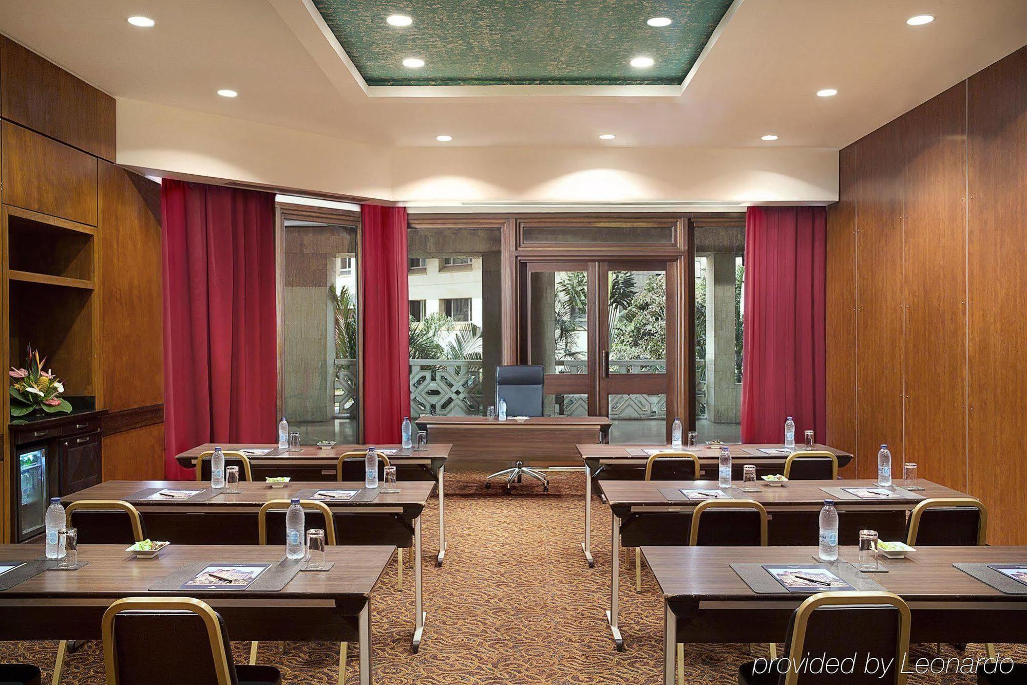 Hotel Hilton Yaoundé Esterno foto